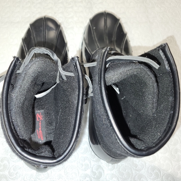 Women's Seven7 Duck Boots - Picture 4 of 7